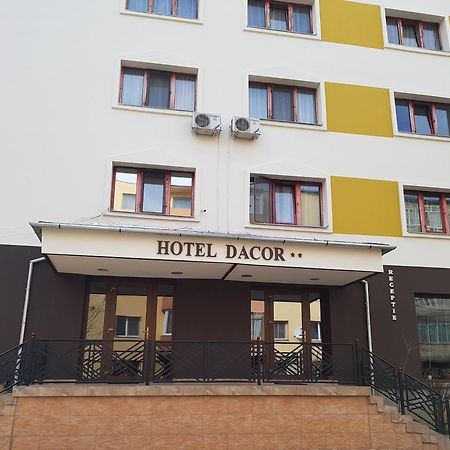 Hotel Dacor Orăştie Kültér fotó