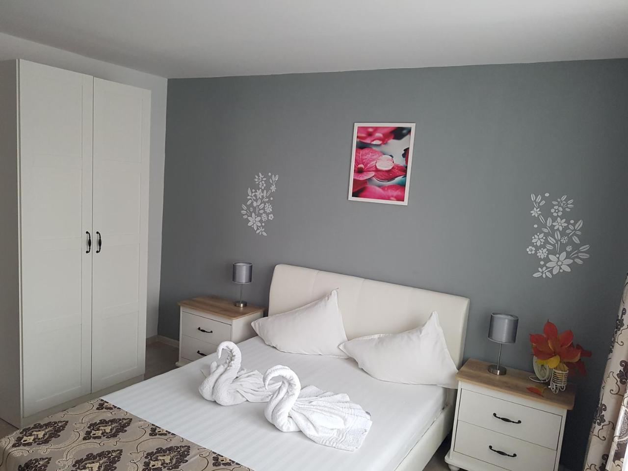 Hotel Dacor Orăştie Kültér fotó